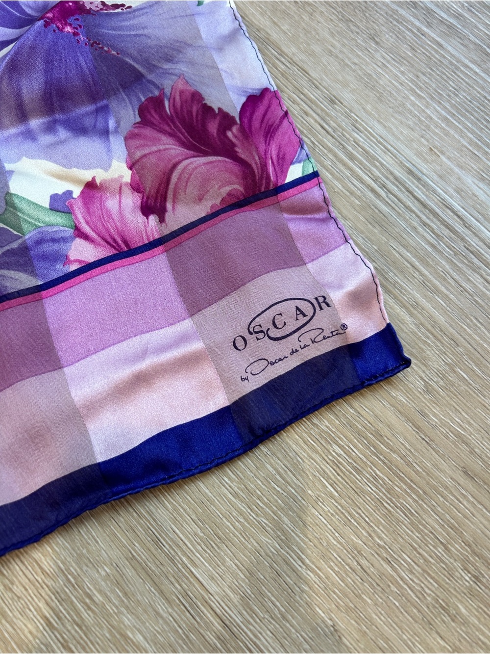 Vintage Oscar de la Renta silk scarf purple floral print scarf - Picture 3 of 7